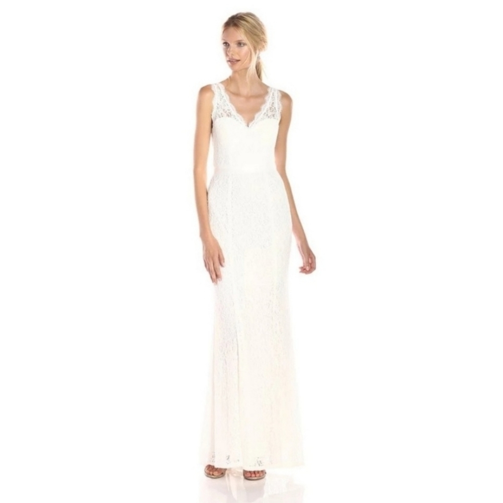 Adrianna Papell Lace V-Neck Wedding Gown Down